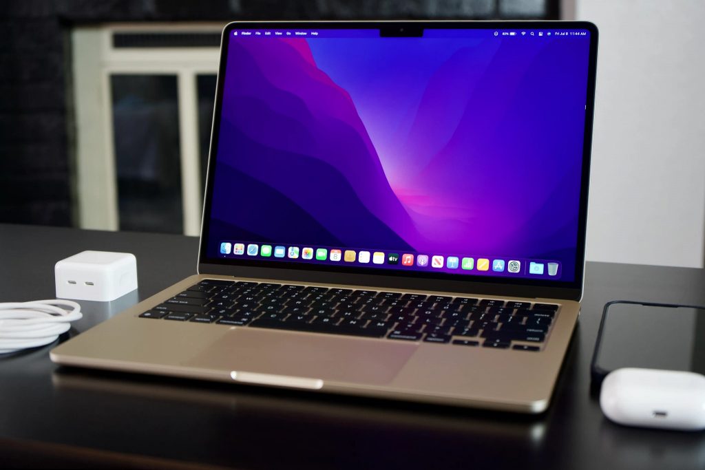 Mua MacBook Air Chính Hãng Giá Tốt Hỗ Trợ Trả Góp 0% Tại HCM